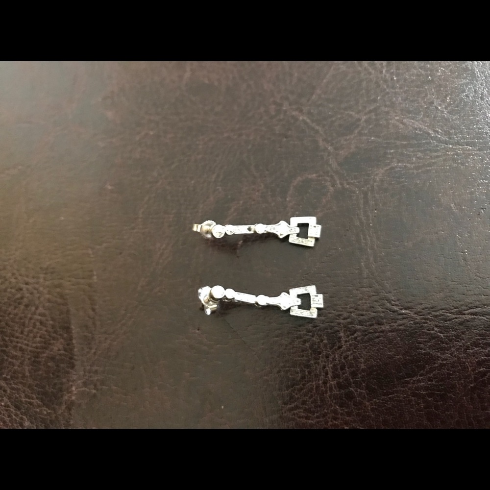Platinum diamond drop earrings
